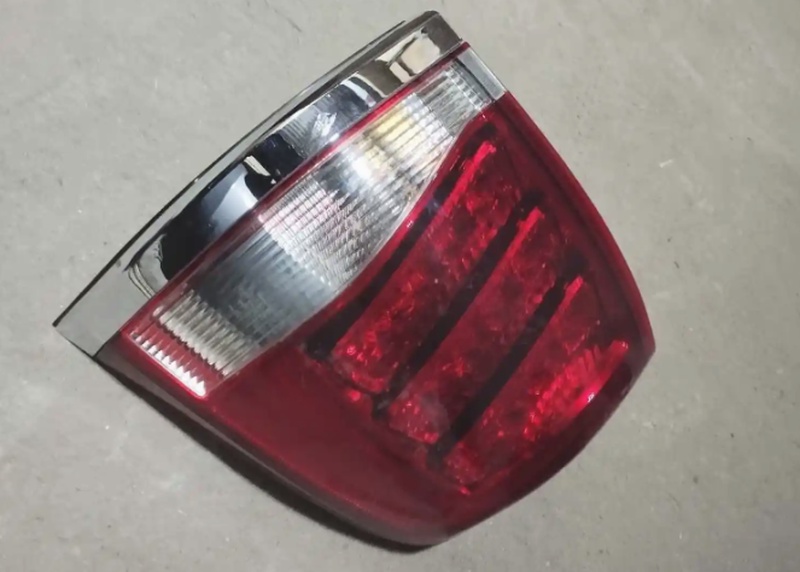 Фонарь задний от Toyota Land Cruiser 200 2007-2021